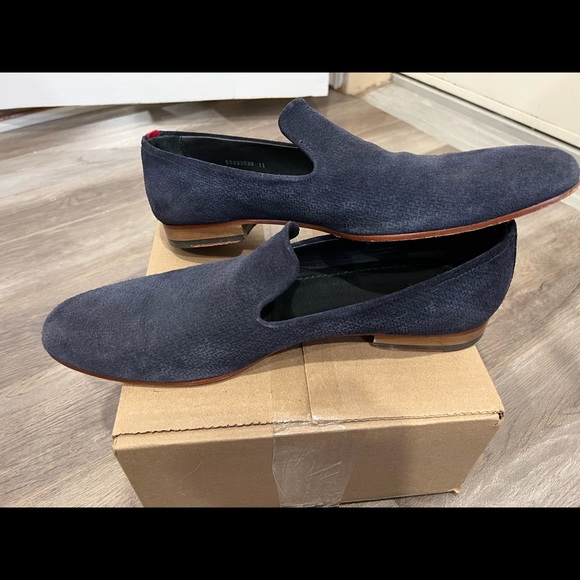 Hugo Boss Navy slip on size 11 - Picture 2 of 10
